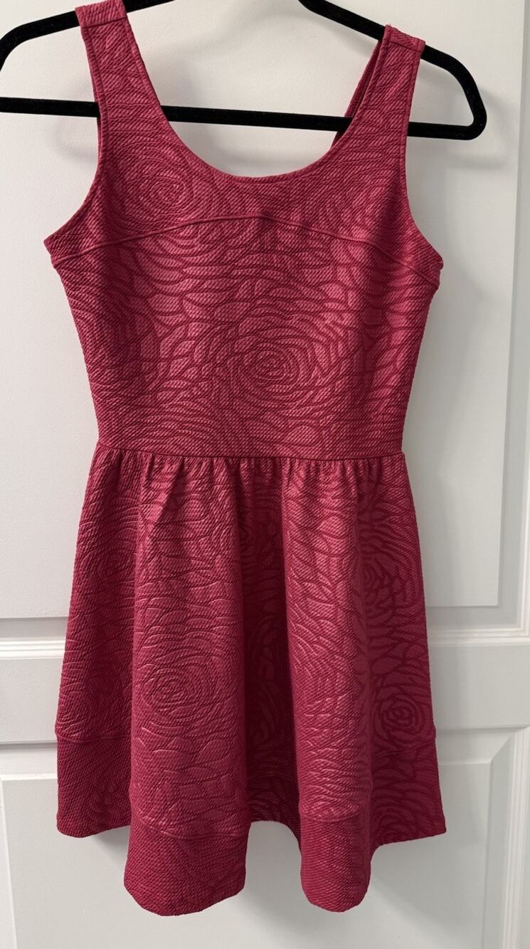 LOVE...ADY Women’s Raspberry Pink Fit & Flare Sleeveless Dress Size Small New